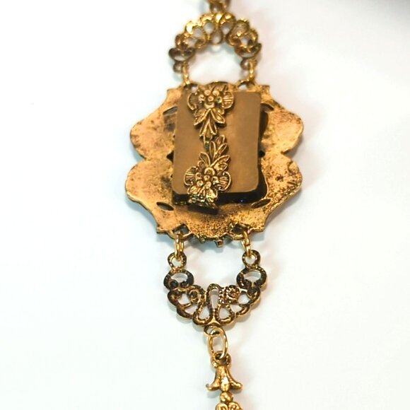 Vintage Victorian Style Gold-Tone Filigree Portrait Pendant Necklace Ornate - Picture 4 of 6